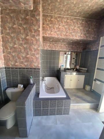 Maison bourgeoise à vendre 7 pièces (12)