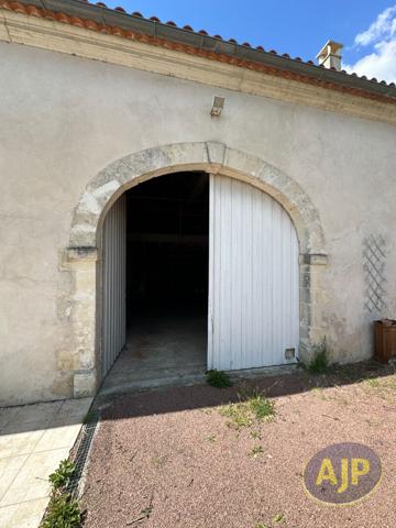Vente maison Jarnac Champagne : 264 000 € - AJP Immobilier Pons