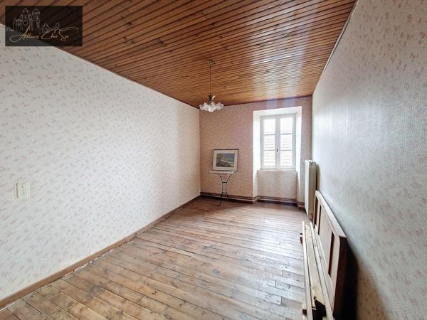 Réquista (12170) Belle Ferme avec dépendances, 3 chambres et terrain de 2500m² à Réquista