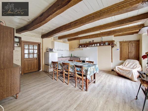 Réquista (12170) Belle Ferme avec dépendances, 3 chambres et terrain de 2500m² à Réquista