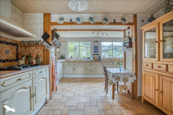 Maison à vendre |  Lacapelle-Biron |  6 pièces | 130 m²