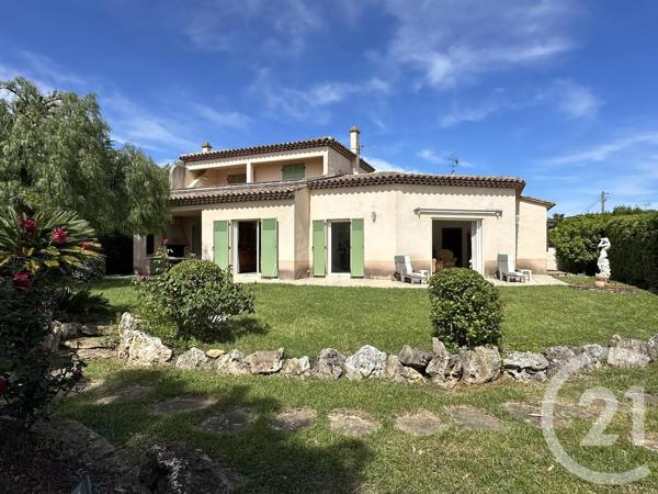 Maison à vendre  6 pièces - 162 m 2   ST CYR SUR MER  - 83