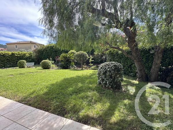 Maison à vendre  6 pièces - 162 m 2   ST CYR SUR MER  - 83