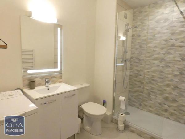 Appartement à louer 1 pièce 32.74m² Le Mans (72000)