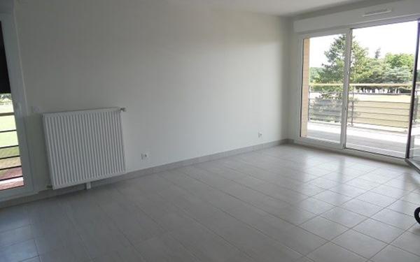 Appartement à louer    3 pièces • 61 m2 Villecresnes