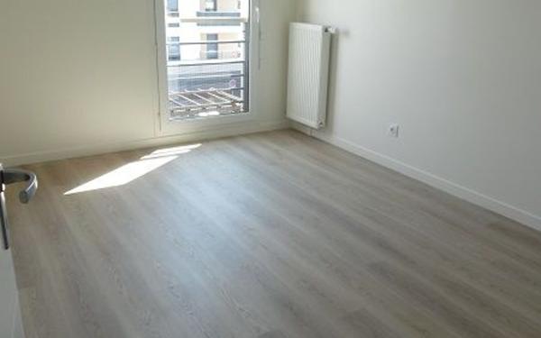 Appartement à louer    3 pièces • 61 m2 Villecresnes