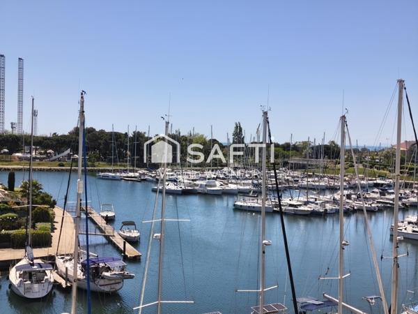 Appartement vue Port et Mer avec grande terrasse.