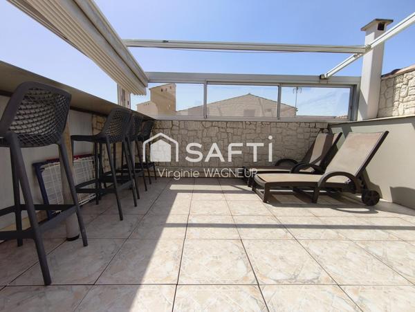 Appartement vue Port et Mer avec grande terrasse.