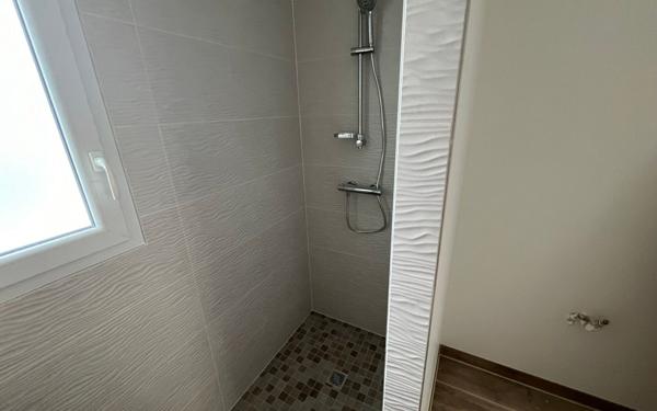 Maison à vendre    4 pièces •  Messanges