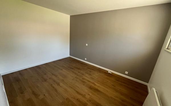 Maison à vendre    4 pièces •  Messanges