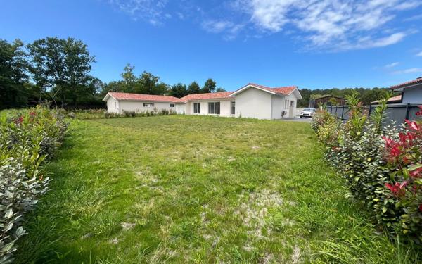 Maison à vendre    4 pièces •  Messanges