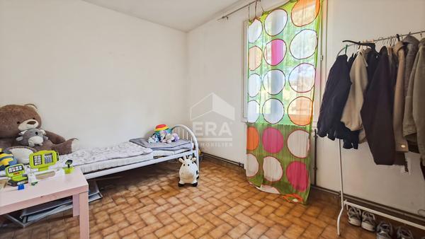 CHATEAURENARD - Maison de plain-pied 3 chambres