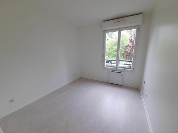 Appartement à vendre    4 pièces • 103,71 m2 Le Plessis-Robinson