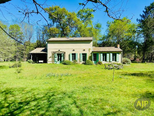 Vente maison Lesparre Medoc : 600 000 € - AJP Lesparre Immobilier