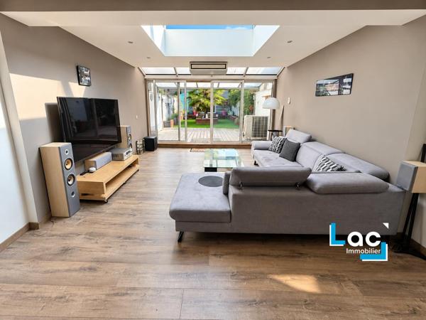 LOMME - Maison de ville 159m² - 3 ch - Extérieur - Parking