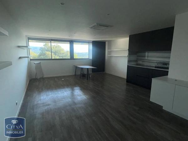 Local professionnel à louer Saint-Raphaël (83700)