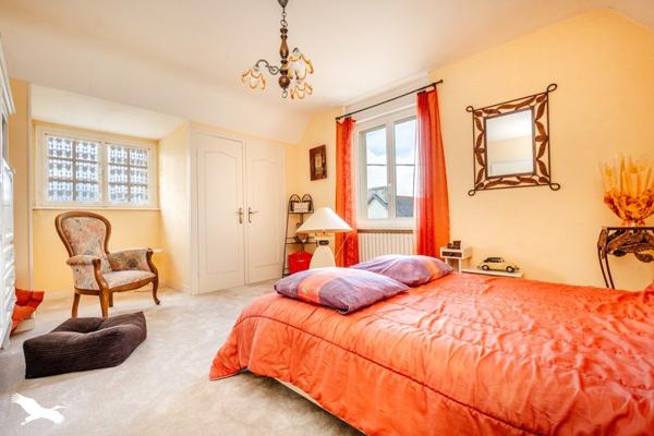 Maison à vendre 202 920 € Pont-de-Buis-lès-Quimerch 7 p 142 m² DPE G