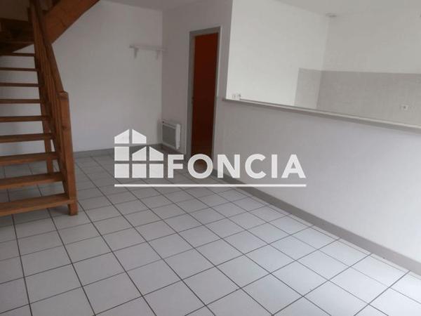 Location Maison 3 pièces 72.6 m² - 70 RUE DE L'ECHASSIER Cognac 16100