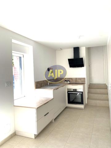 Maison à louer Guemene Penfao : 3 pièces, 83m² avec 2 chambre(s) à 850€ - AJP By Marie