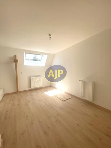 Maison à louer Guemene Penfao : 3 pièces, 83m² avec 2 chambre(s) à 850€ - AJP By Marie