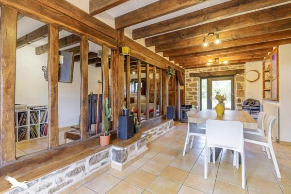 Maison à vendre |  Bussière-Dunoise |  5 pièces | 142 m²