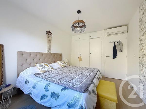 Appartement F3 à vendre  3 pièces - 71,87 m2 FREJUS - 83