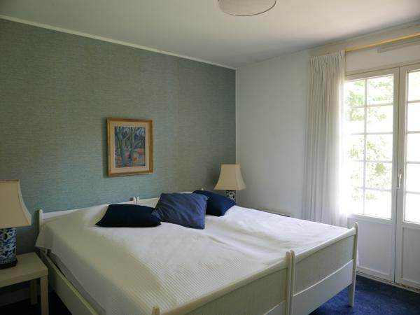 Saint-Astier (24110) Beaux volumes et belle situation!