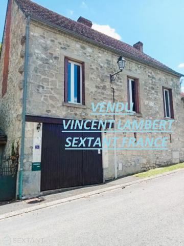 Gros potentiel pour cette jolie maison en pierre à rénover