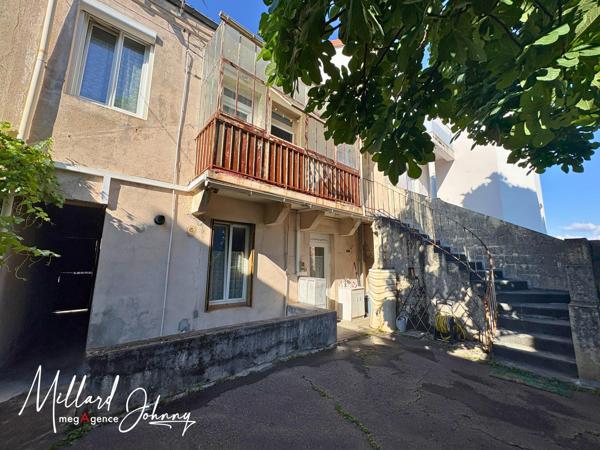 Immeuble à Le Creusot, 71200 - 95m²