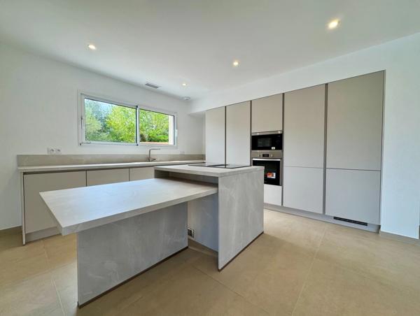 Maison à vendre 5 pièces ALES (30)