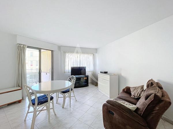 Cannes centre-ville - Appartement 3 pièces 49.98 m²