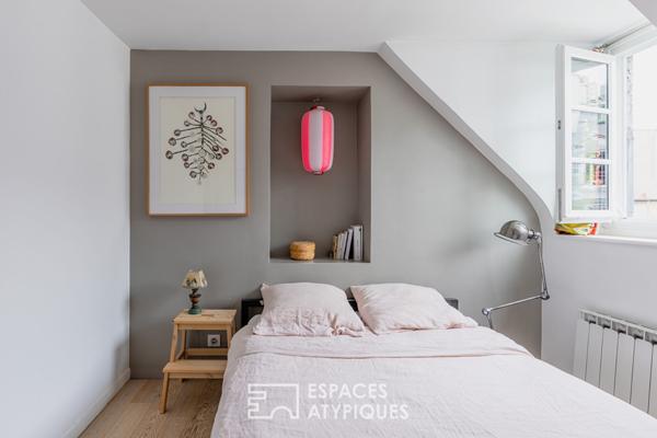 Duplex sous les toits en dernier étage