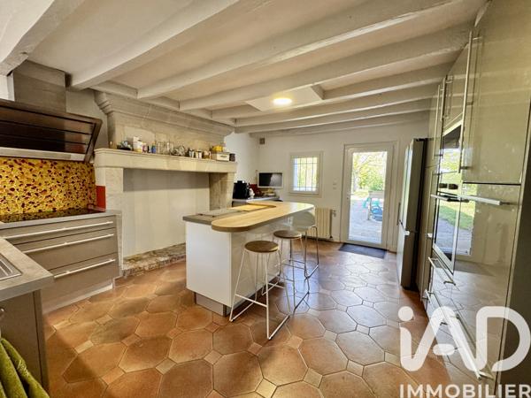 Maison à vendre 7 pièces 220 m² Loire-Authion