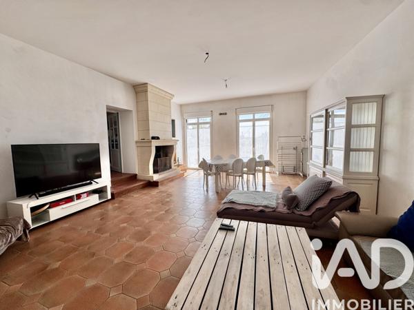 Maison à vendre 7 pièces 220 m² Loire-Authion