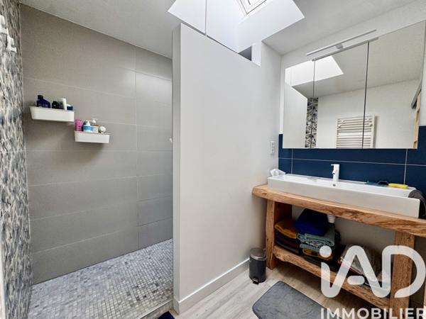 Maison à vendre 7 pièces 220 m² Loire-Authion