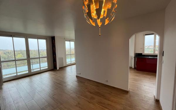 Appartement à louer    4 pièces • 83,50 m2 Chilly-Mazarin