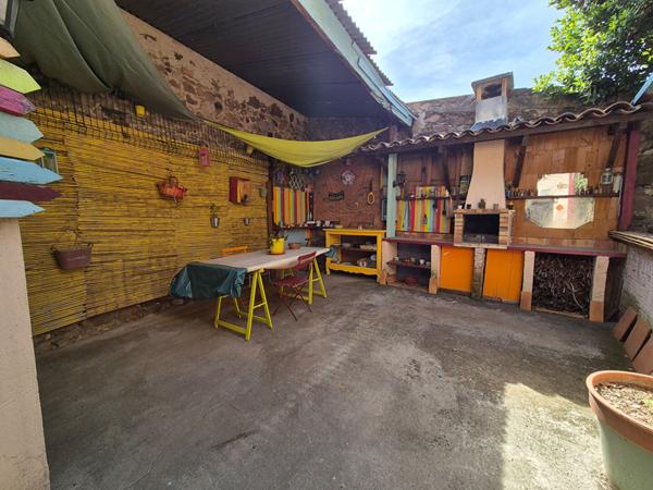 La Crau - Maison de ville en pierres avec jardin intime et grand garage