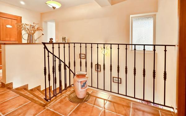 Maison à vendre    7 pièces •  Eurre