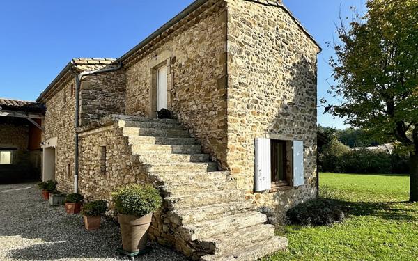 Maison à vendre    7 pièces •  Eurre