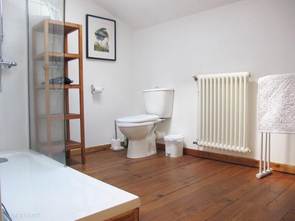 LONGERE DU 19EME DE 500M² SUR UN TERRAIN DE 2295M²