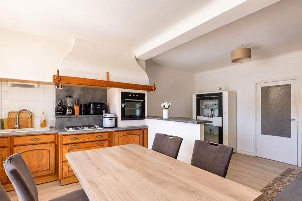 Appartement 3 pièces BRUGUIERES 56m2