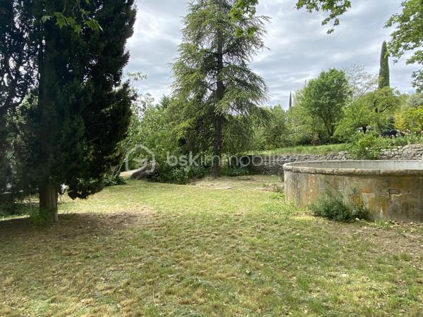 Bastide de 389 m²