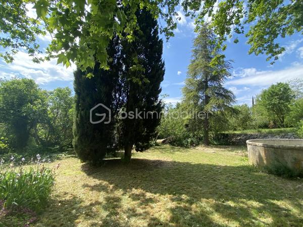 Bastide de 389 m²