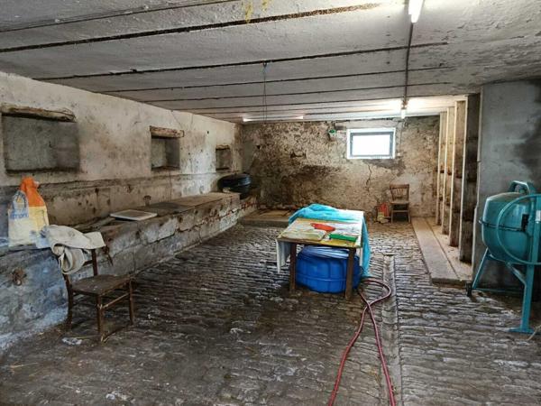 Grange/Garage à vendre sur Achen