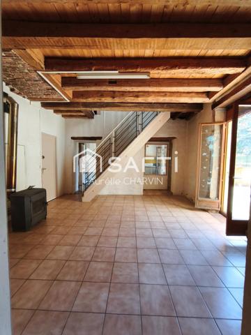MAISON DE VILLAGE  174 M2 3 CHAMBRE TERRASSE