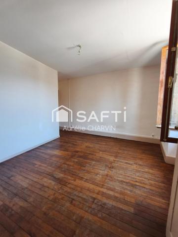 MAISON DE VILLAGE  174 M2 3 CHAMBRE TERRASSE