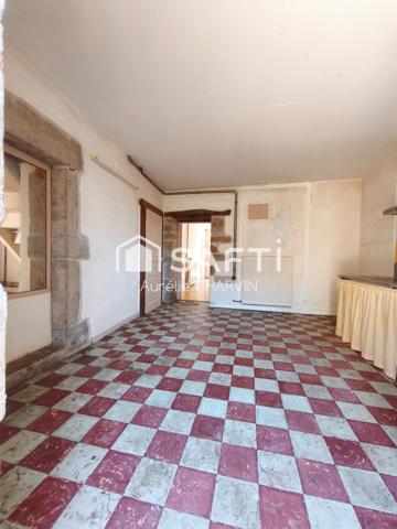 MAISON DE VILLAGE  174 M2 3 CHAMBRE TERRASSE
