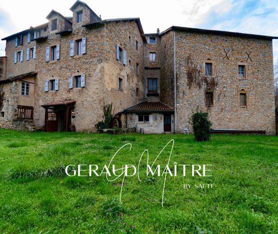 Propriété Moulin de 2200 m² dont 6 apts loués et bcp de potentiel