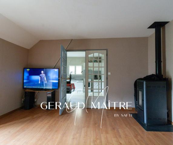 Propriété Moulin de 2200 m² dont 6 apts loués et bcp de potentiel