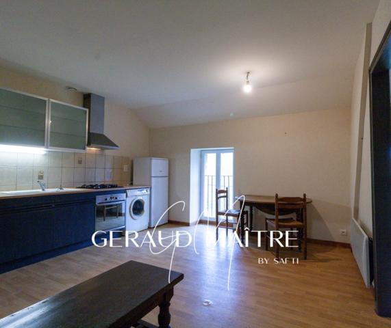 Propriété Moulin de 2200 m² dont 6 apts loués et bcp de potentiel